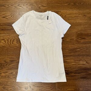 Abercrombie & Fitch White Short Sleeve Tee
